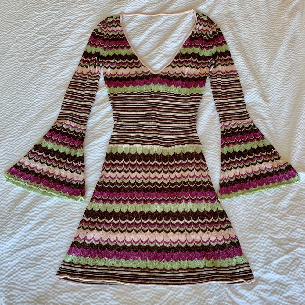 MARCIANO (NWOT)✨WOVEN BELL-SLEEVE CHEVRON DRESS